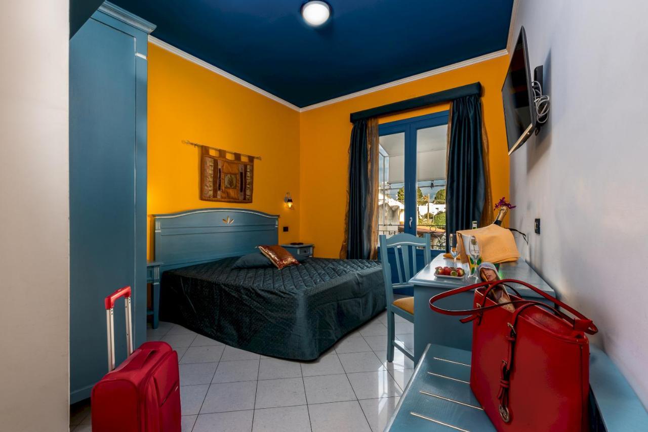 Hotel Ristorante Mediterraneo Faro Сан-Вито-Ло-Капо Экстерьер фото