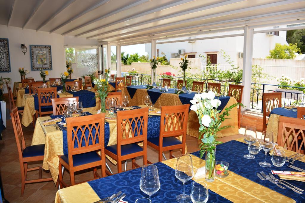 Hotel Ristorante Mediterraneo Faro Сан-Вито-Ло-Капо Экстерьер фото