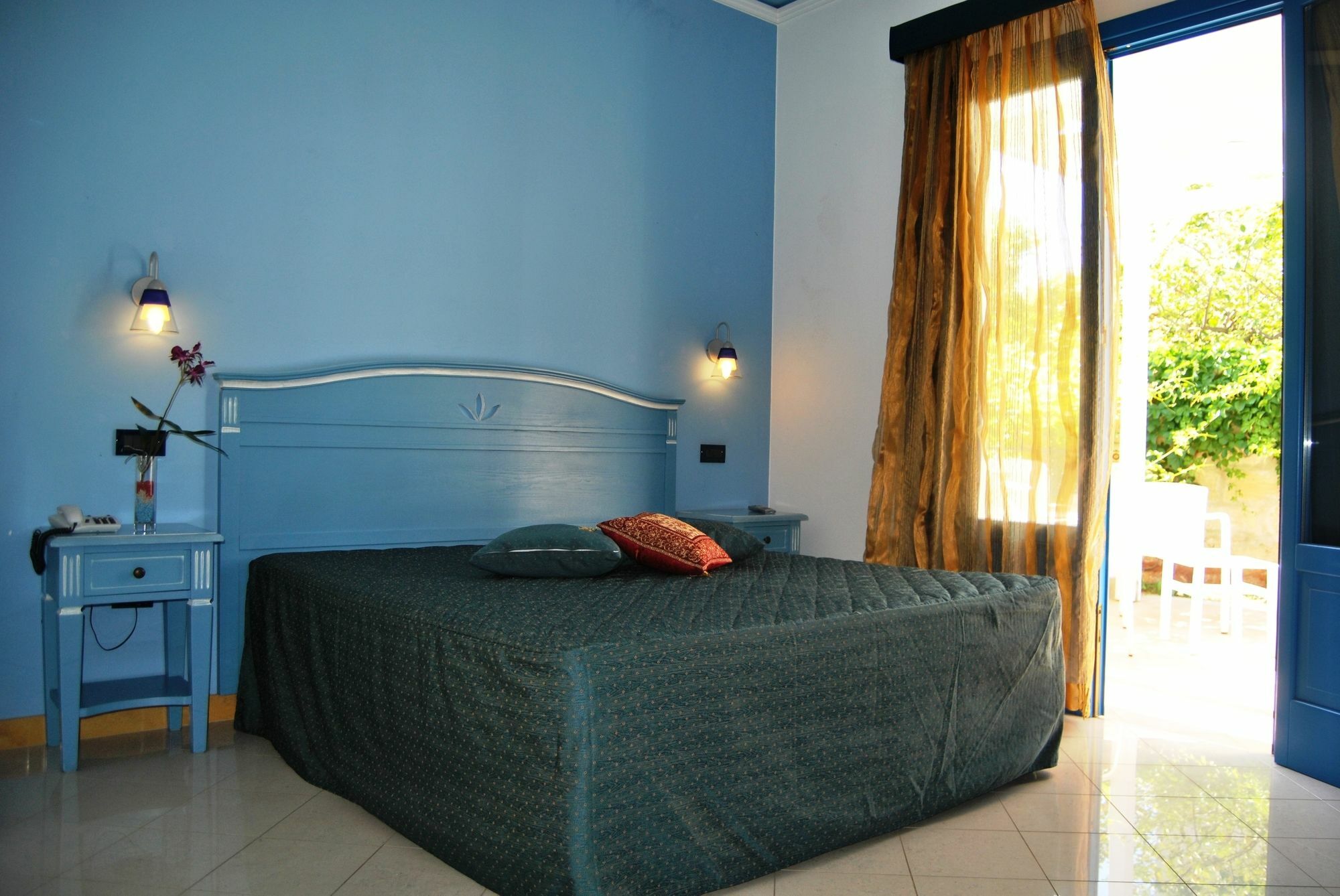 Hotel Ristorante Mediterraneo Faro Сан-Вито-Ло-Капо Экстерьер фото