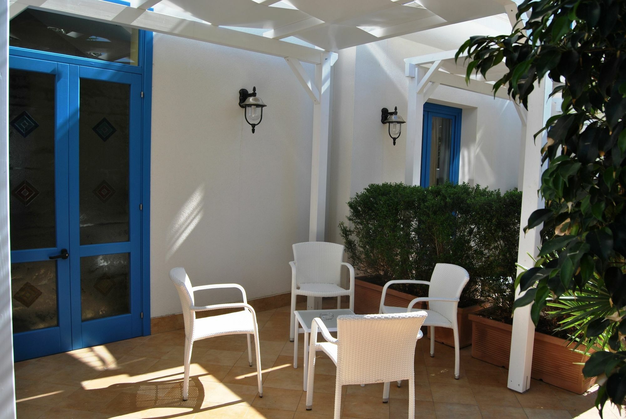 Hotel Ristorante Mediterraneo Faro Сан-Вито-Ло-Капо Экстерьер фото